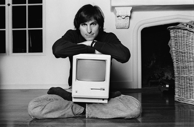 Steve Jobs First Macintosh Unveiling